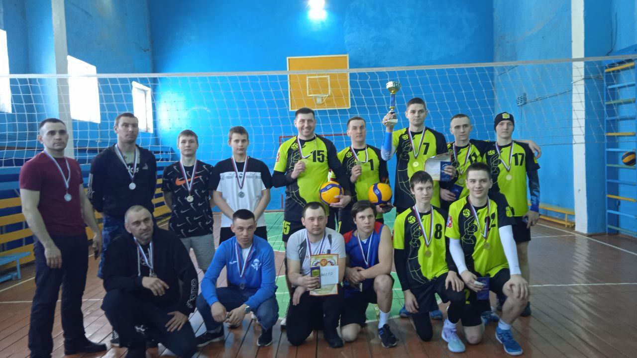 Турнир по волейболу памяти Уалиева Рината.